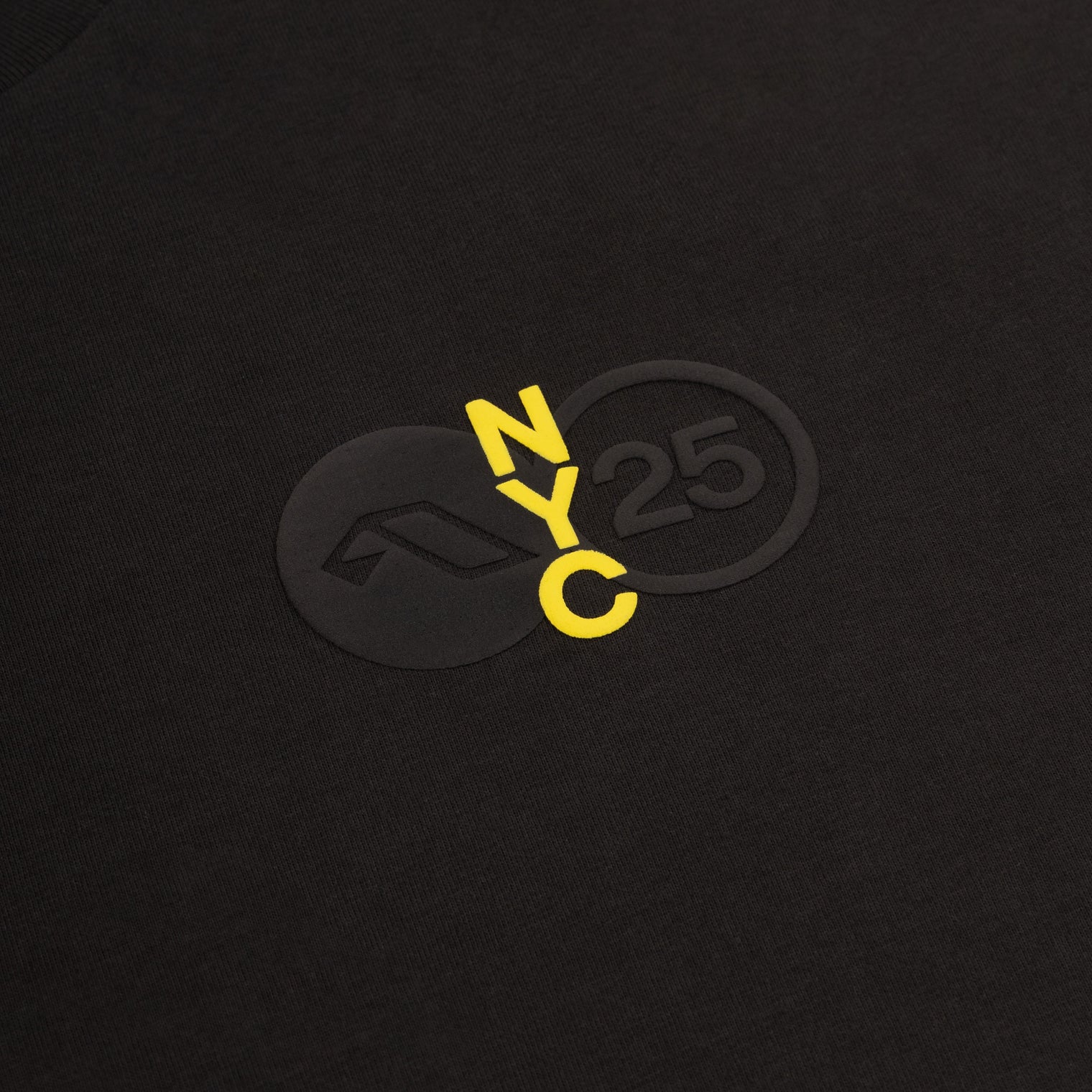 Anjuna25 NYC Puff Print Tee / Charcoal