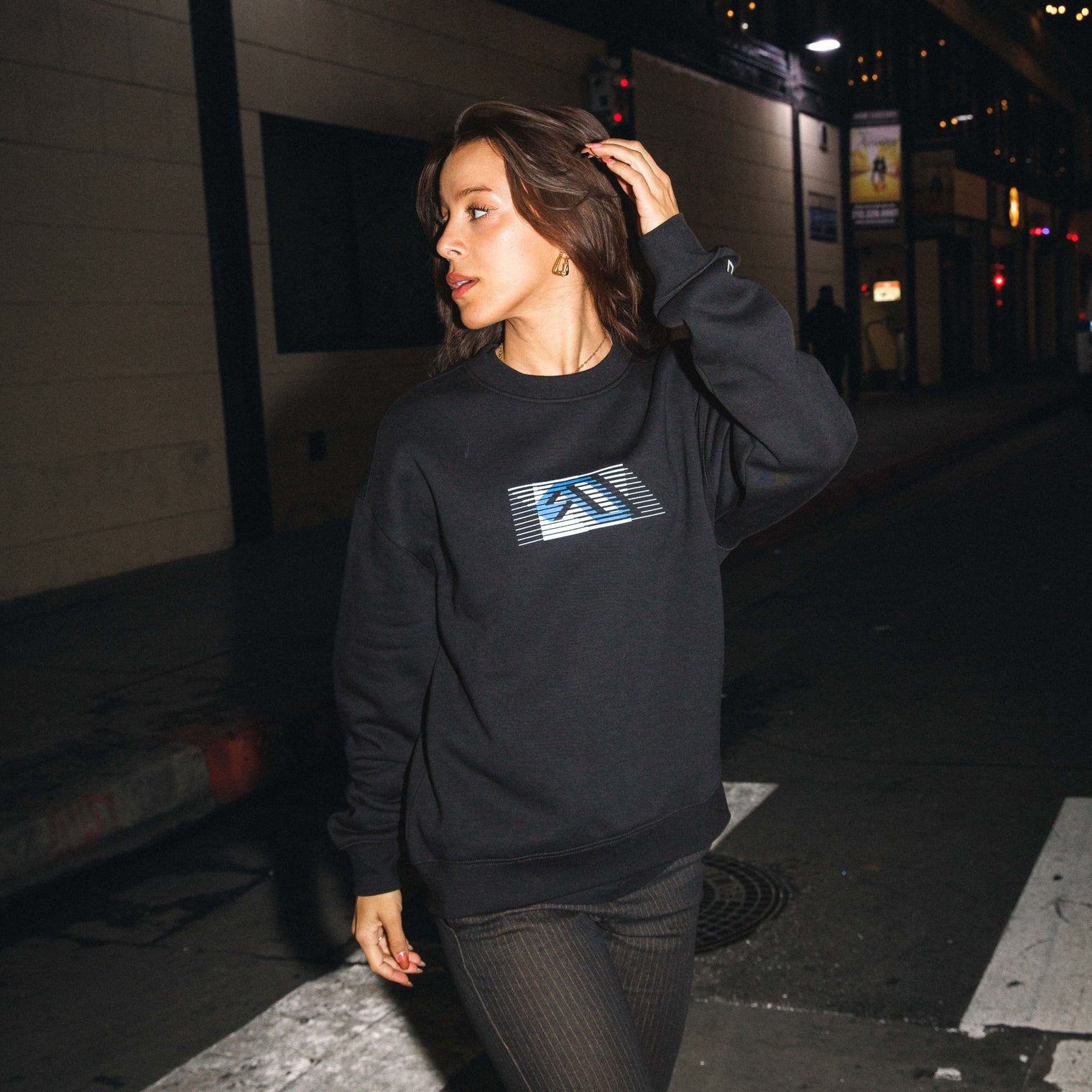 Anjuna Movement Graphic Sweatshirt / Black