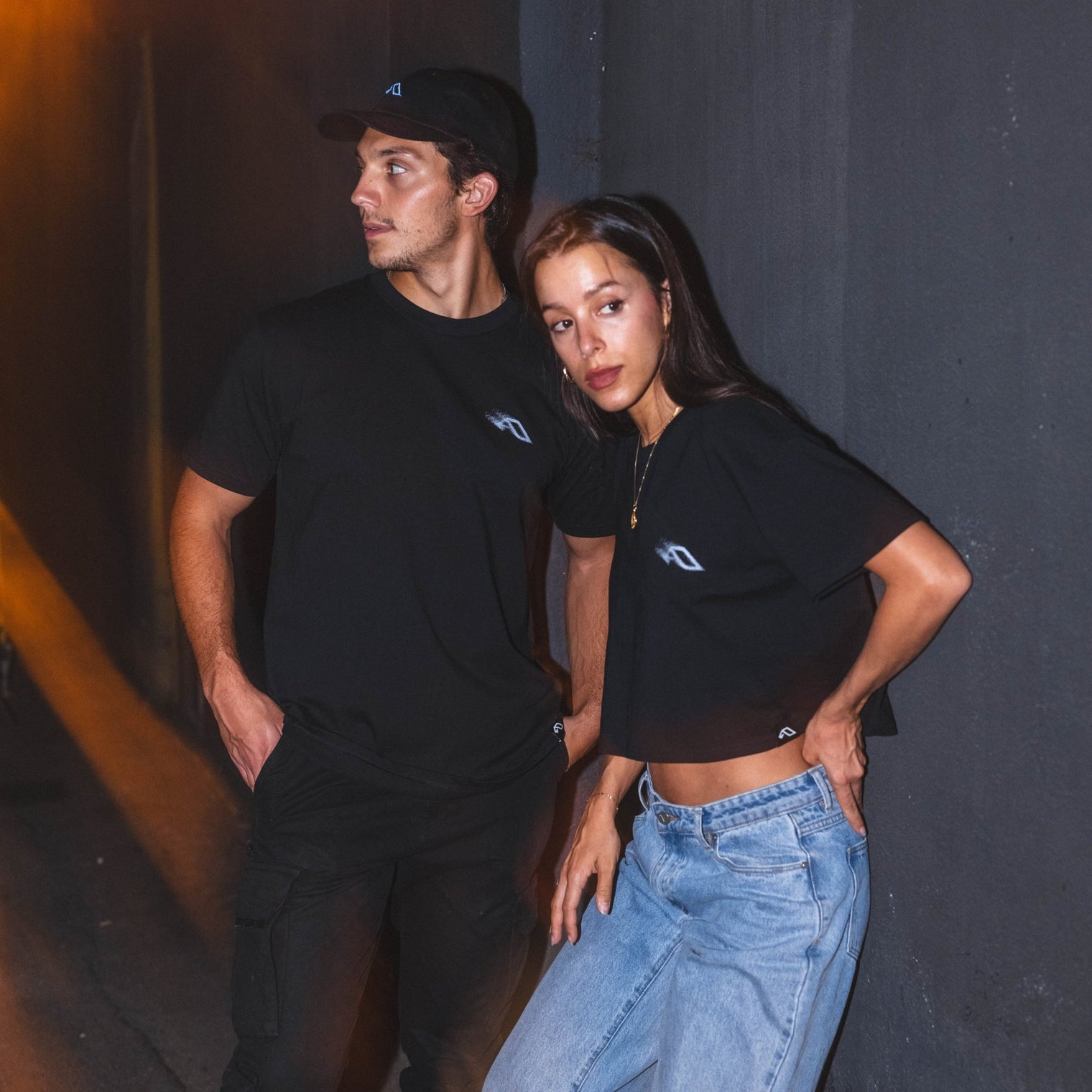 Anjunabeats Anjunabeats After Dark Crop Tee (Thermo Ink) Crop Tee Anjunabeats After Dark Crop Tee (Thermo Ink) - S