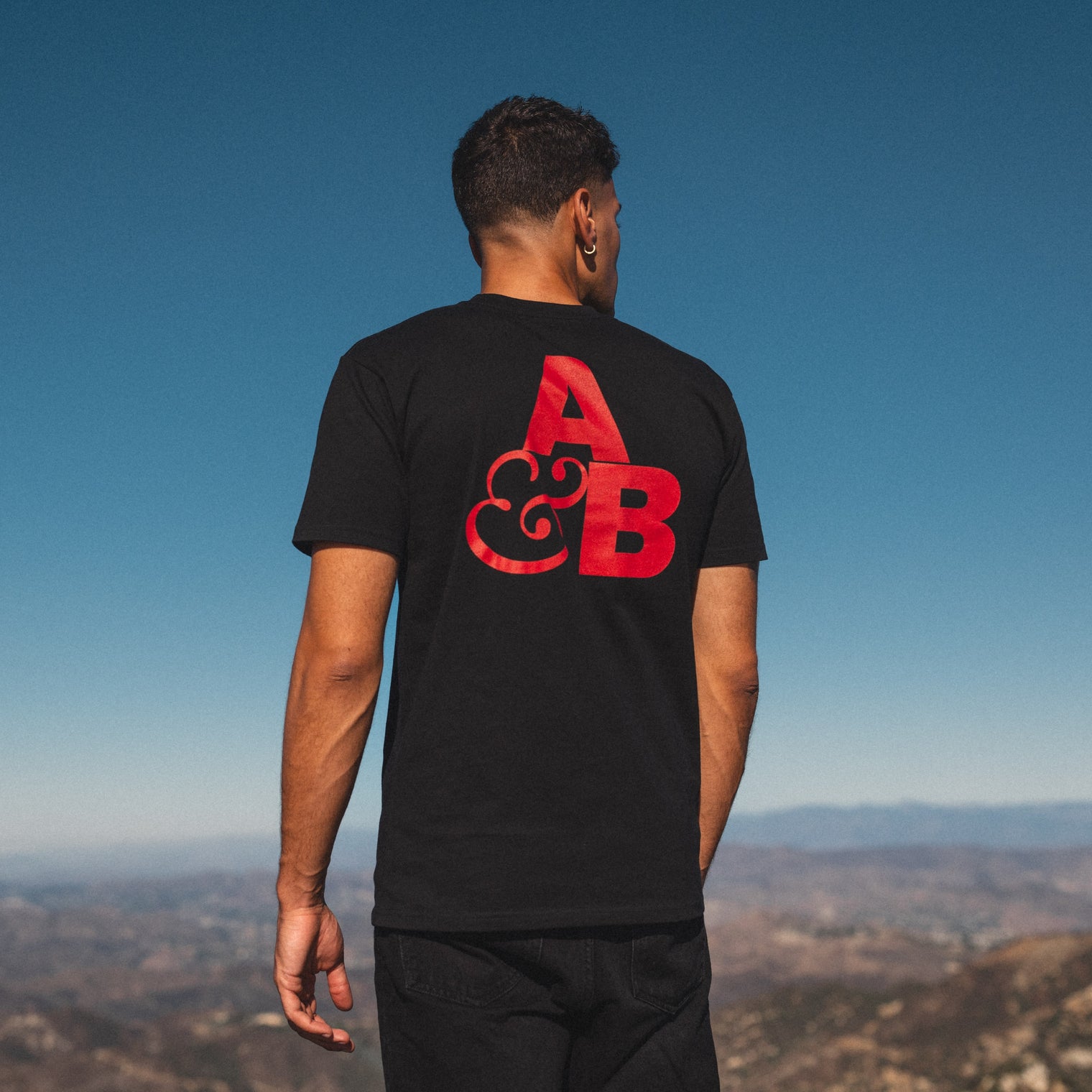 Above & Beyond Above & Beyond Tee / Black Tee Above & Beyond Tee / Black - S