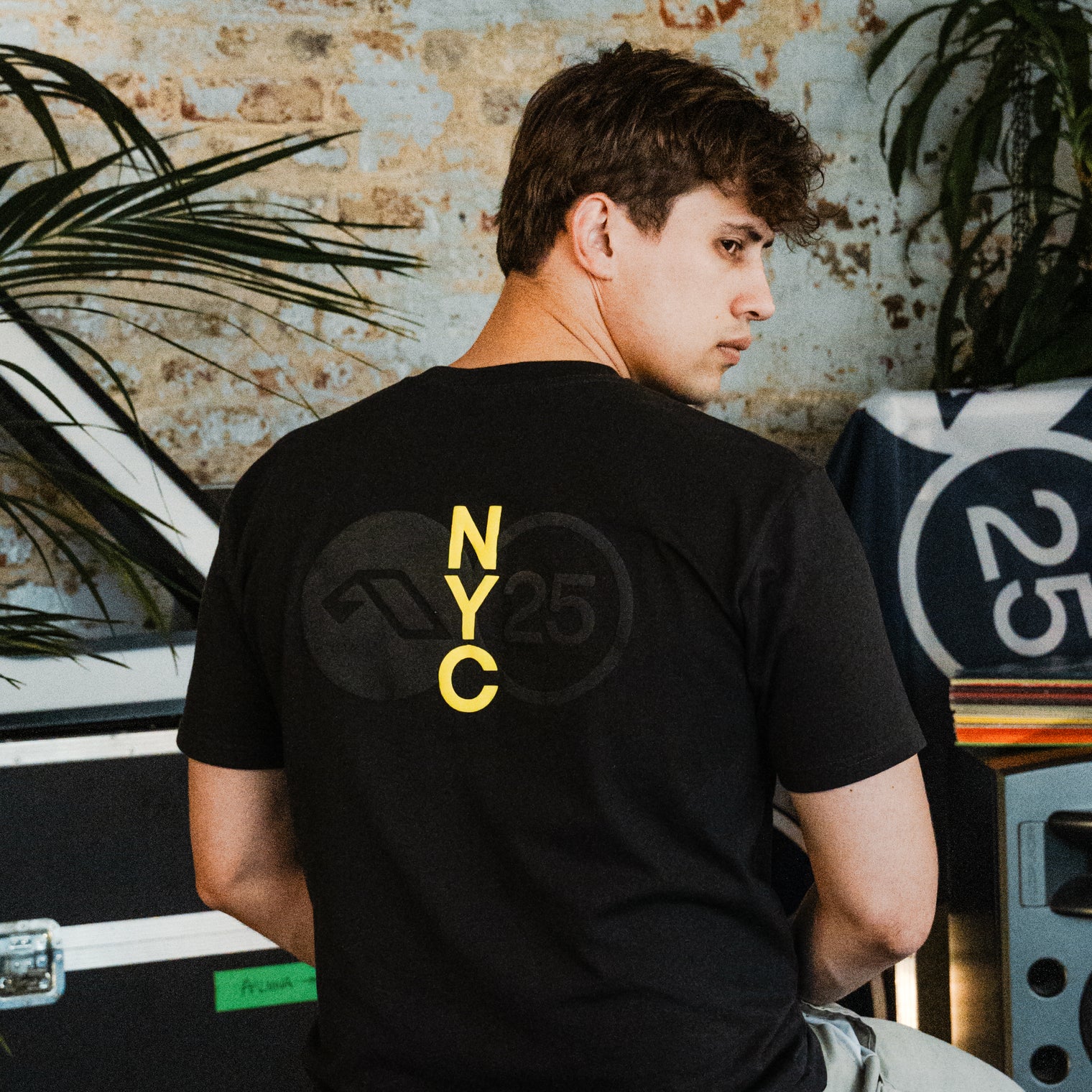 Anjuna25 NYC Puff Print Tee / Charcoal