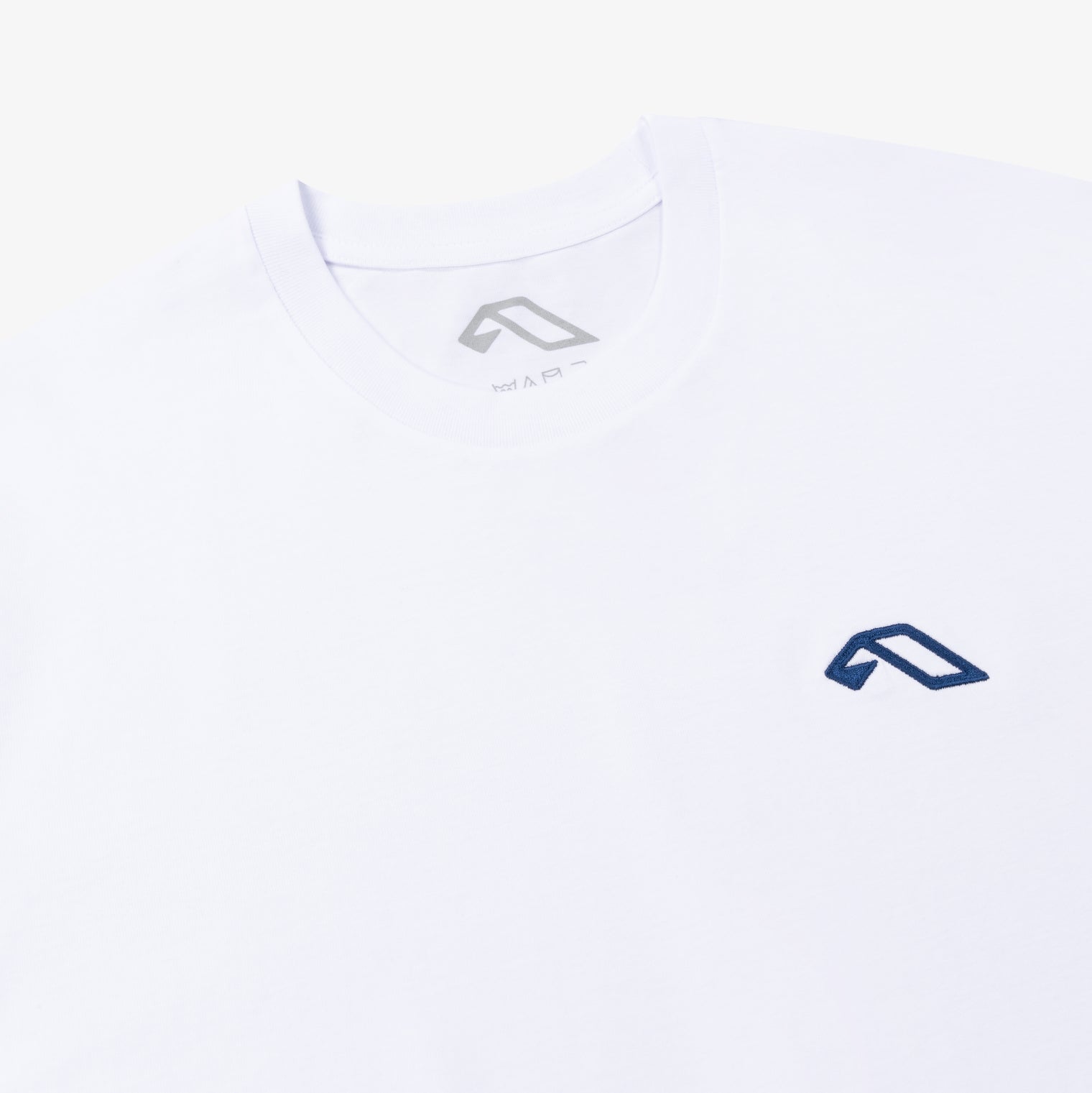 Anjuna Anjuna Staple Tee / White & Blue Tee Anjuna Staple Tee / White & Blue - S