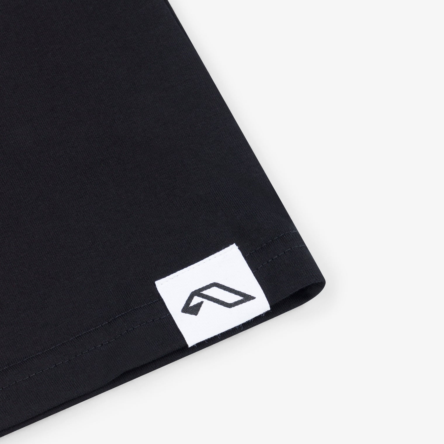 Anjuna Anjuna Classic Tee / Black (Medium Fit) Tee Anjuna Classic Tee / Black (Medium Fit) - S