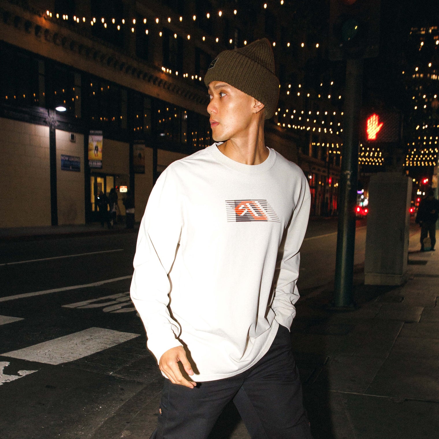 Anjuna Movement Graphic Long Sleeve Tee / Faded Bone