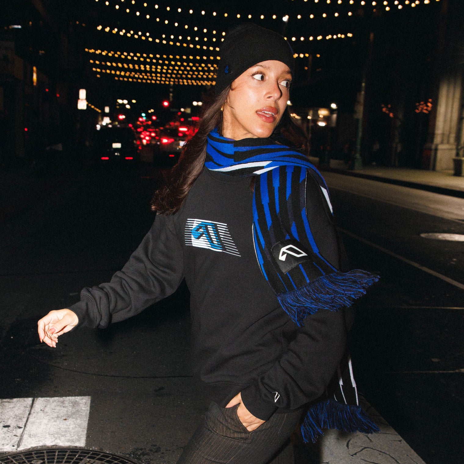 Anjuna Movement Graphic Sweatshirt / Black